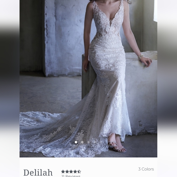 Maggie Sorterro Wedding Gown - Picture 6 of 9